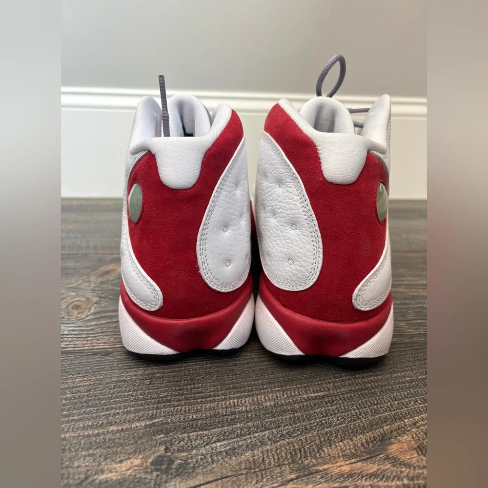 NIB AIR JORDAN 13 RETRO